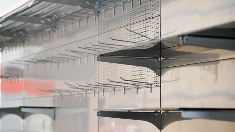 Retail Shelving Reset: Best Tips for Fast Store Changeovers