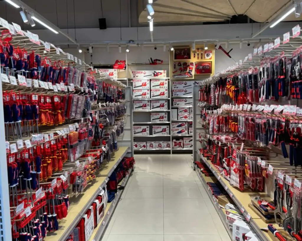 Standardized Retail Shelving at Mr DIY